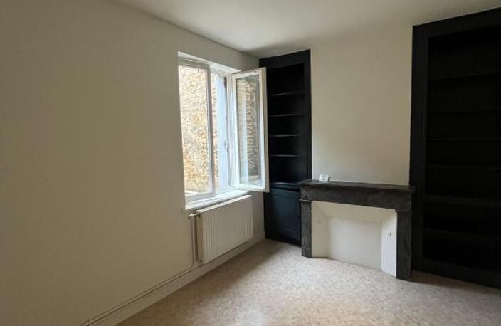 Appartement À Louer — photo 2