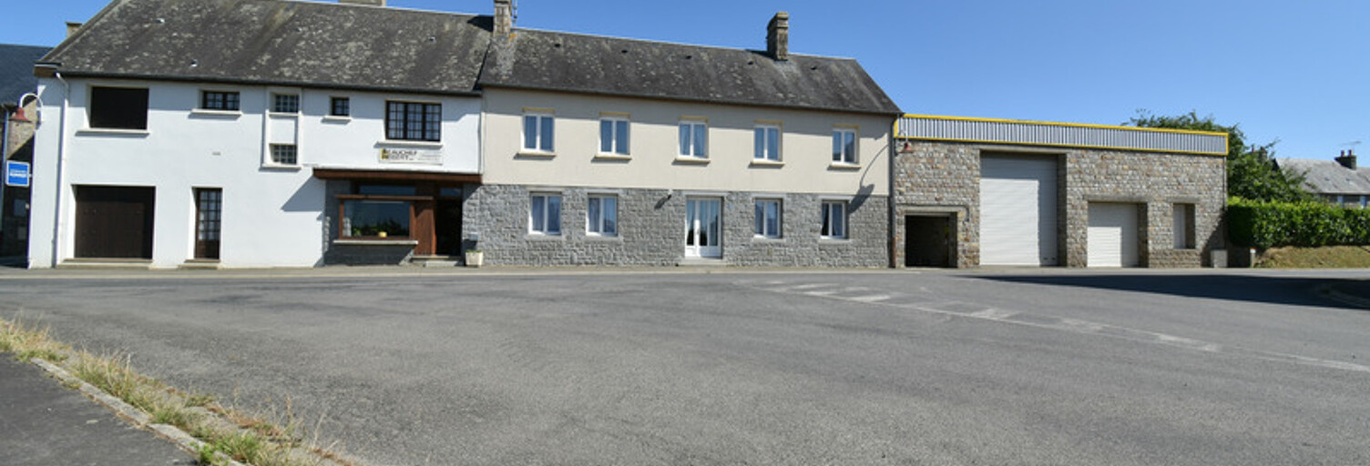 Maison 12 Pièces 350 m² à vendre à Saint-Mars-d'Égrenne (61350)