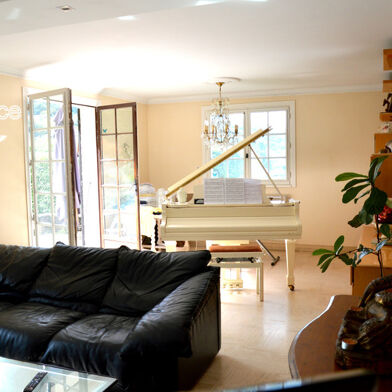 Maison 6 pièces 390000 €