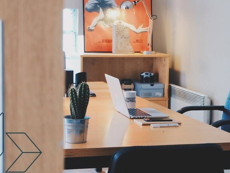 Bureau — photo 1
