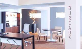 Bureau  675 m² à louer à Vannes (56000)