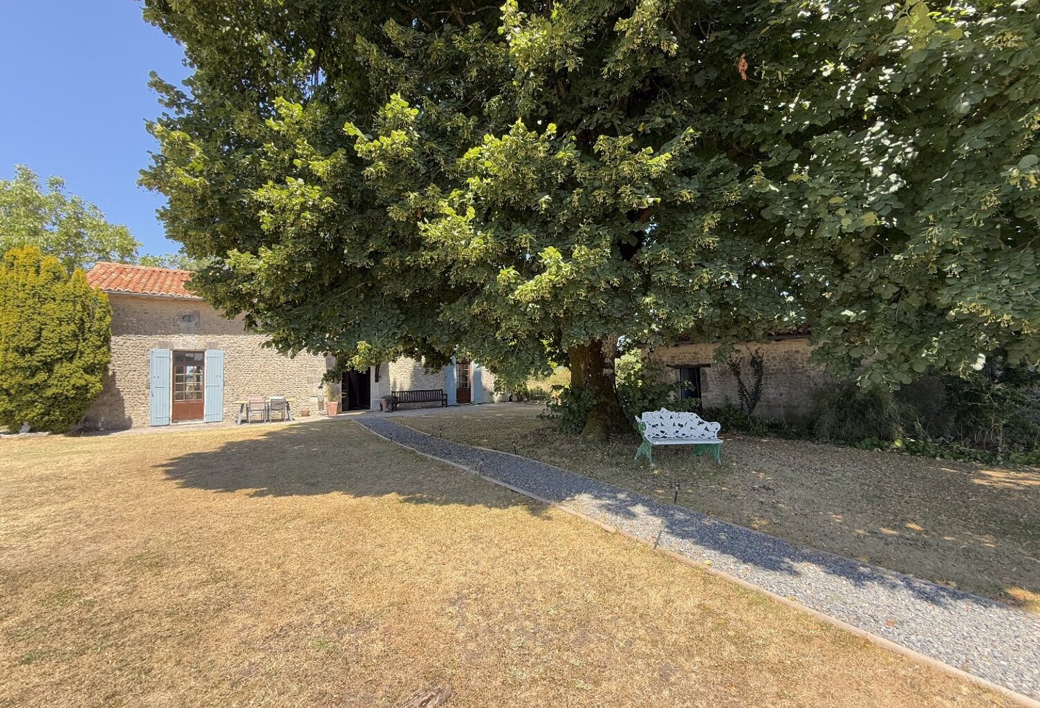 Maison — photo 1