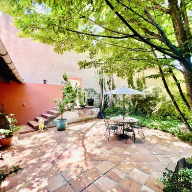 Maison 10 pièces 745000 €