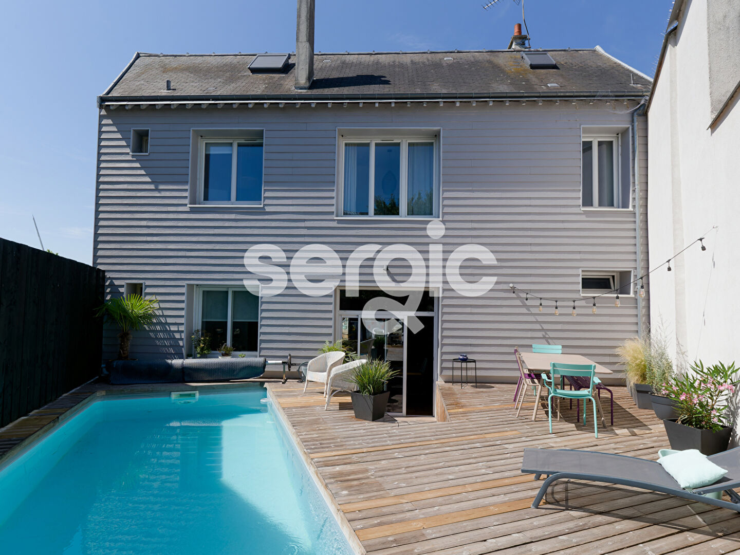 Villa / Maison  T8 à vendre Reims 51100