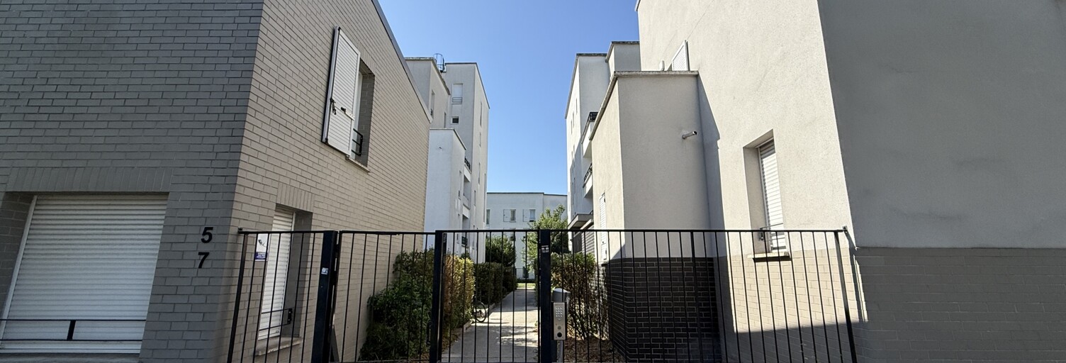 Appartement 5 Pièces 102 m² à vendre à Stains (93240)