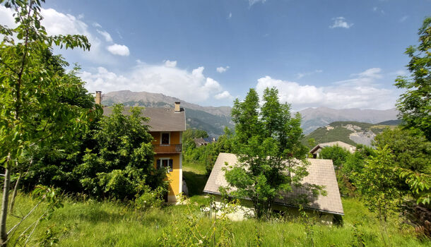 Villa / Maison 20 pièces  à vendre Enchastrayes 04400