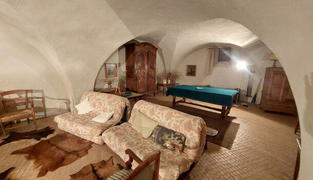 Villa / Maison 20 pièces  à vendre Enchastrayes 04400