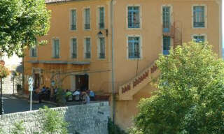 Commerce  1000 m² à vendre à Moustiers-Sainte-Marie (04360)