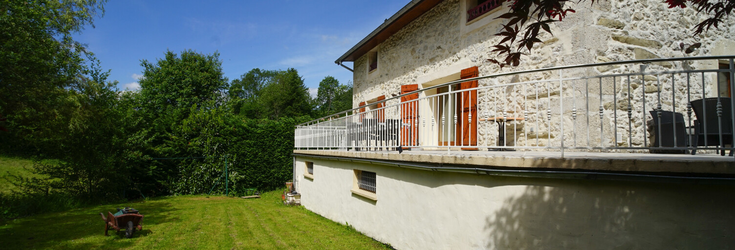 Maison 7 Pièces 197 m² à vendre à Chambéry (73000)