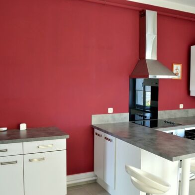 Appartement 3 pièces 74500 €