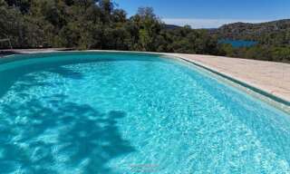 Maison 5 Pièces 113 m² à vendre à Esparron-de-Verdon (04800)