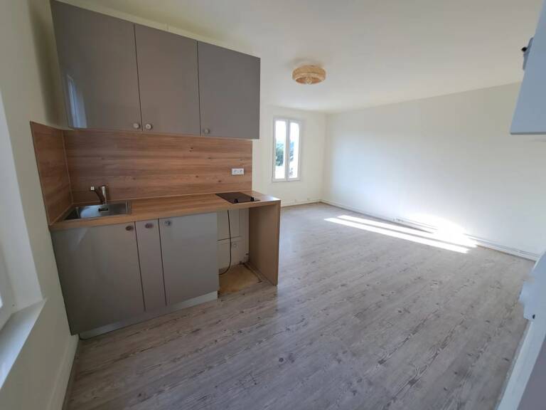 A LOUER - MARCILLY SUR EURE - APPT 24 M² — photo 1