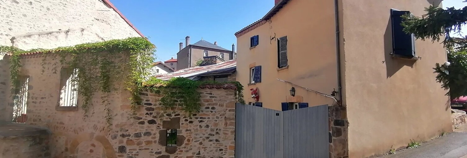 Maison 7 Pièces 166 m² à vendre à Chadeleuf (63320)