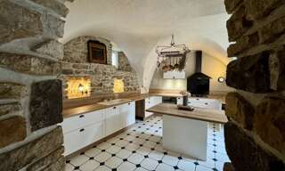 Maison 7 Pièces 166 m² à vendre à Chadeleuf (63320)