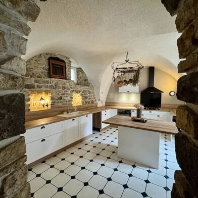 Maison 7 pièces 225000 €