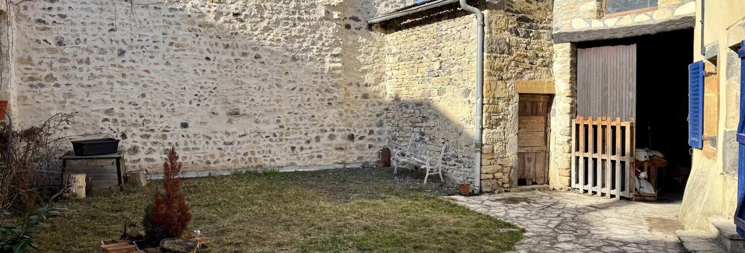 Maison 7 Pièces 166 m² à vendre à Chadeleuf (63320)
