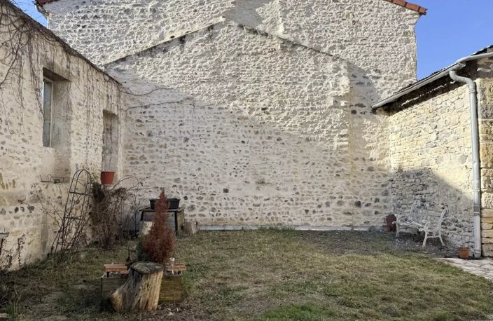 MAISON COUP DE COEUR A CHADELEUF — photo 2