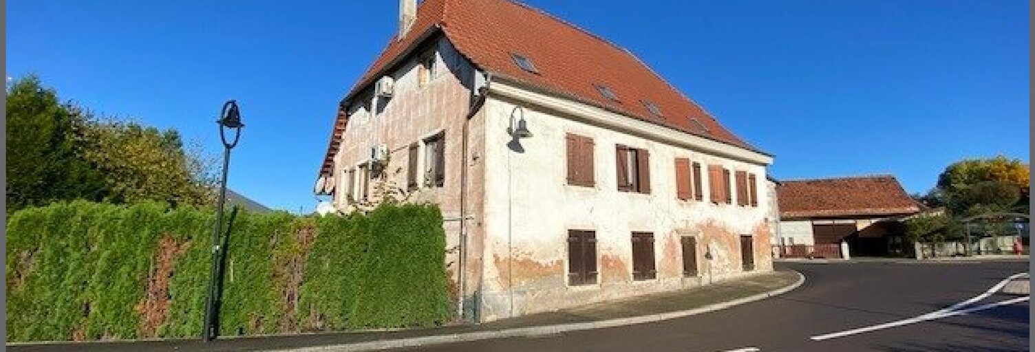 Immeuble  325 m² à vendre à Faverois (90100)