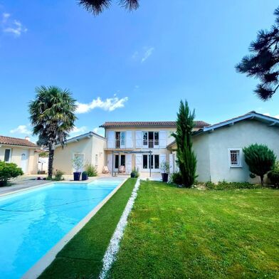 Maison 8 pièces 590000 €