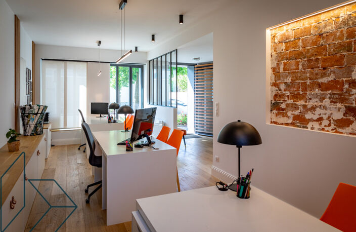 Bureau — photo 2