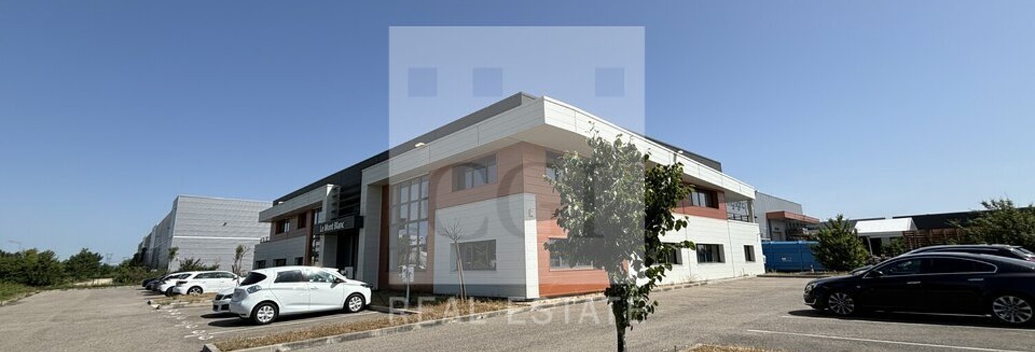 Commerce  3353 m² à louer à Jonage (69330)