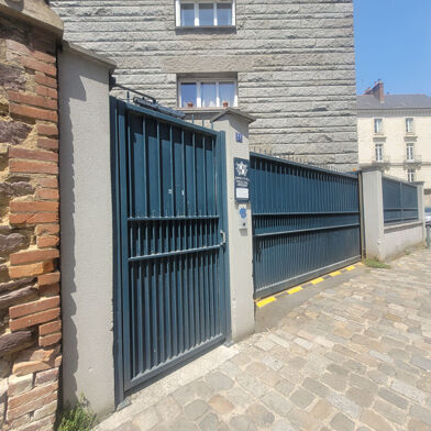 Garage  32000 €