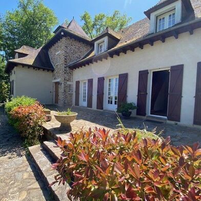 Maison 10 pièces 499000 €