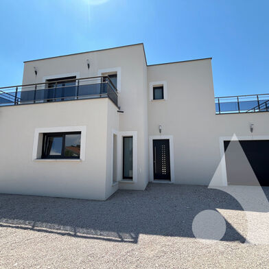 Maison 6 pièces 300000 €