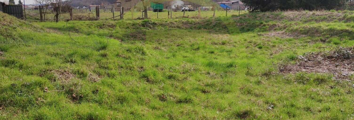 Terrain  1300 m² à vendre à Longechenal (38690)