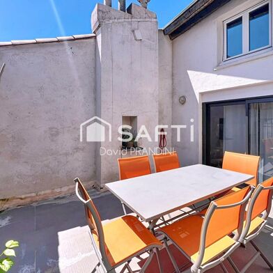 Appartement 4 pièces 275000 €