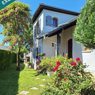 Maison 5 pièces 749000 €