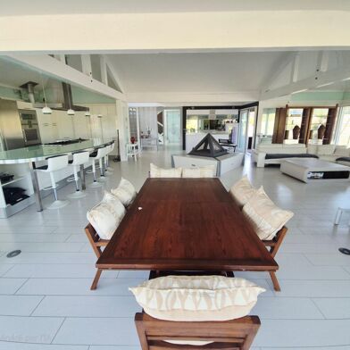 Maison 6 pièces 644800 €