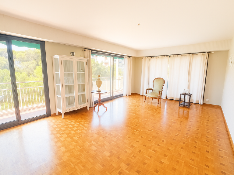 Marseille 9ème À vendre   Spacieux appartement familial avec terrasse panoramique — photo 1