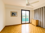 Marseille 9ème À vendre   Spacieux appartement familial avec terrasse panoramique — photo 2