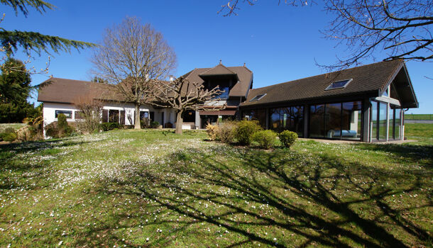 Villa / Maison 9 pièces  à vendre Saint-Savin 38300