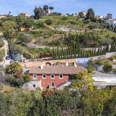 Maison 6 pièces 2415000 €