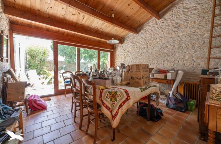 Maison en pierre de 4 pièces principales — photo 3