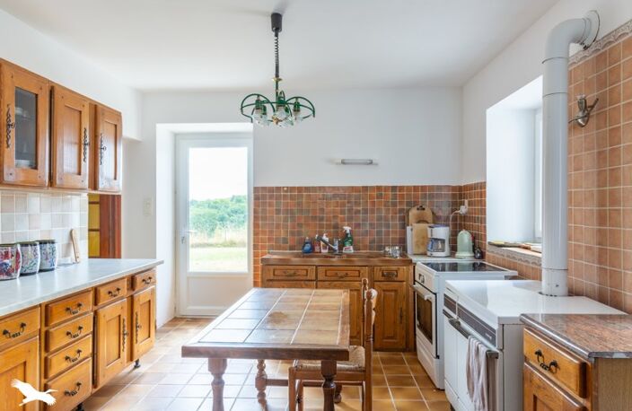 Maison en pierre de 12 pièces principales — photo 2