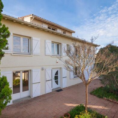 Maison 5 pièces 425000 €