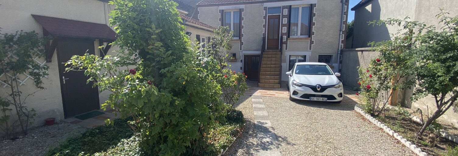 Maison 5 Pièces 135 m² à vendre à Esclavolles-Lurey (51260)