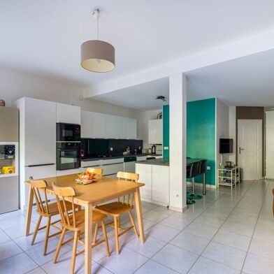 Appartement 4 pièces 350000 €