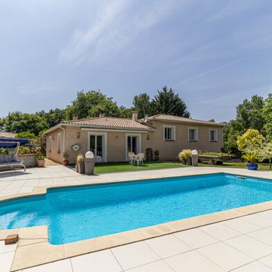 Maison 6 pièces 395000 €