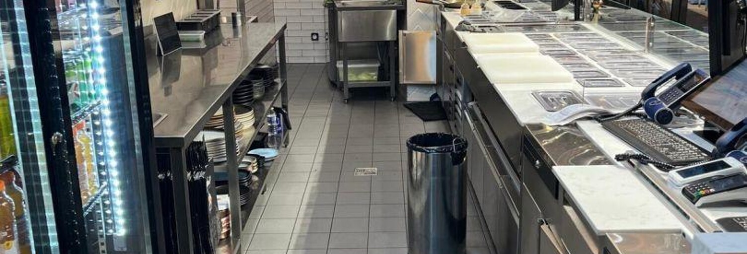 Commerce  180 m² à vendre à Nanterre (92000)