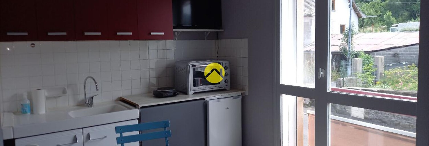 Maison 2 Pièces 27 m² à vendre à Riom-ès-Montagnes (15400)