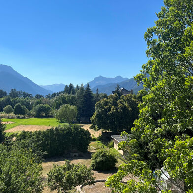 Appartement 5 pièces 390000 €