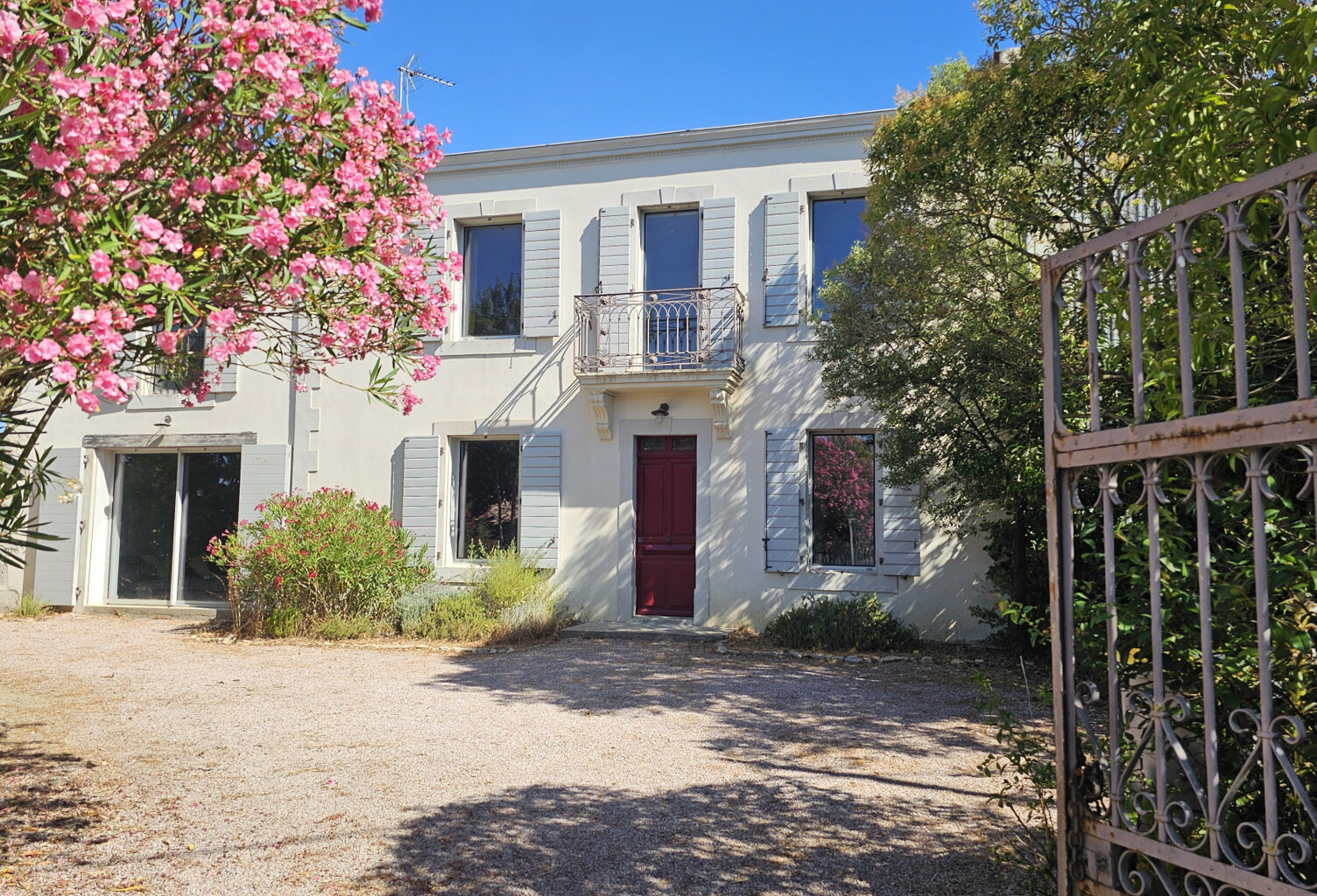 CARCASSONNE - SUPERBE MAISON DE MAITRE ENTIEREMENT RENOVEE AVEC PISCINE — photo 1