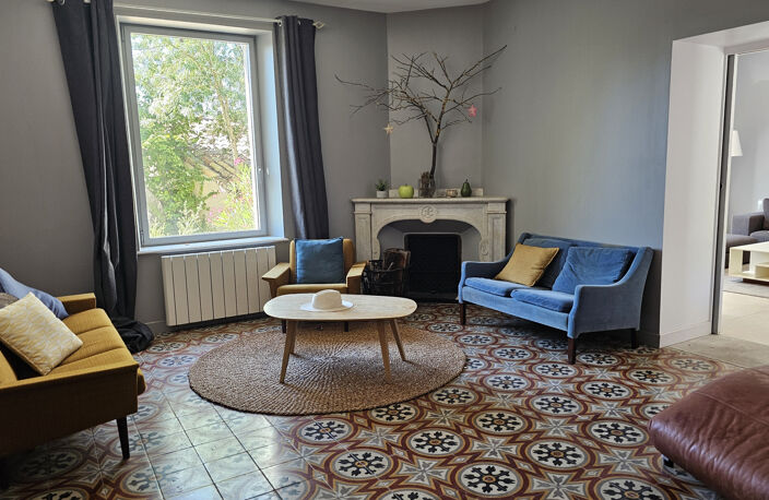 CARCASSONNE - SUPERBE MAISON DE MAITRE ENTIEREMENT RENOVEE AVEC PISCINE — photo 2