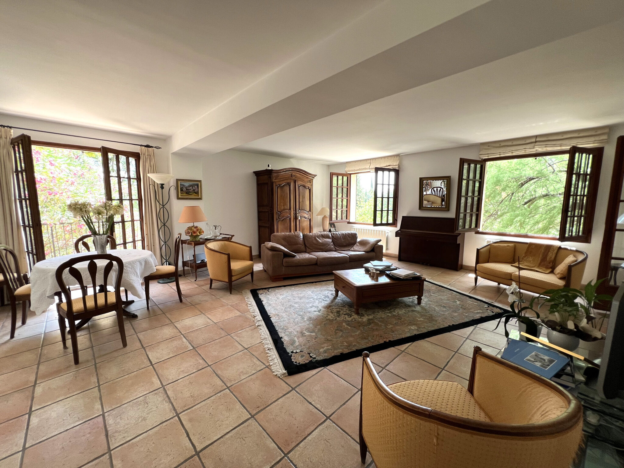 Villa / Maison  T6 à vendre Aubagne 13400