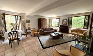 Maison 6 Pièces 218 m² à vendre à Aubagne (13400)