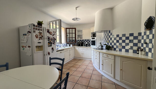 Villa / Maison 6 pièces  à vendre Aubagne 13400